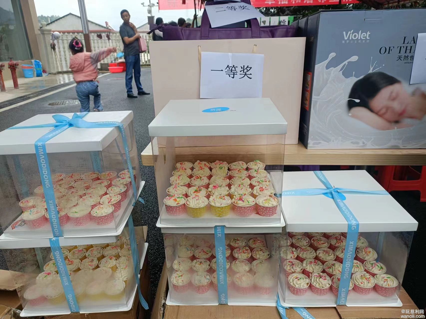 慈利县居安物业在温泉华府小区举办端午节包粽子比赛