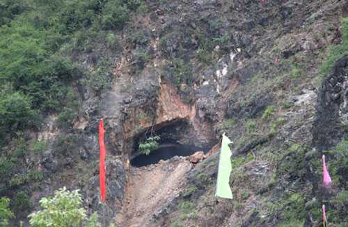 喜大普奔，慈利零龙公路雷雨垭隧道全面贯通