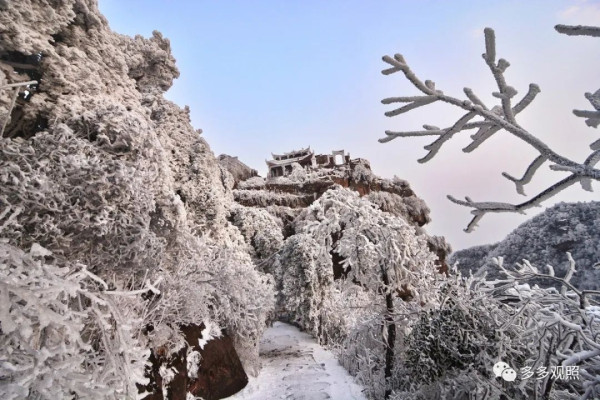 雪景有型：慈利县星德山的菱格儿